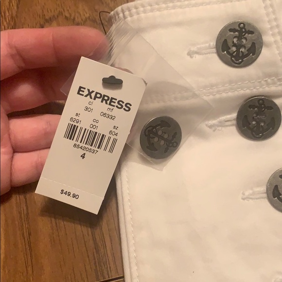 Express High Rise Shorts - Picture 3 of 3